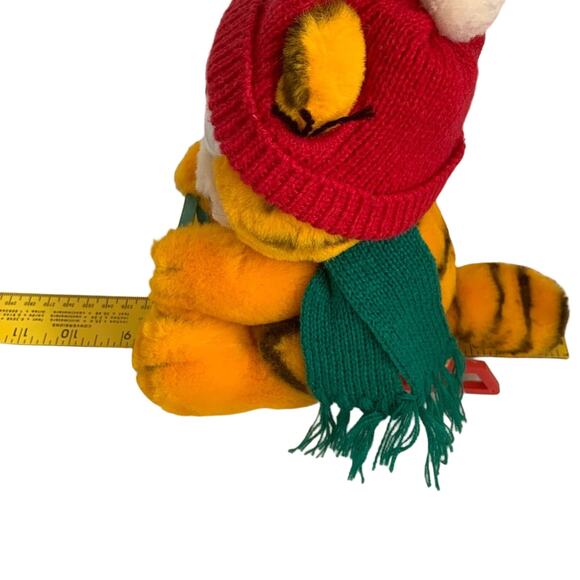 1981 Garfield Plush - Picture 8 of 10